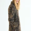 Langer Mantel mit Leopardenmuster