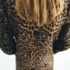 Langer Mantel mit Leopardenmuster