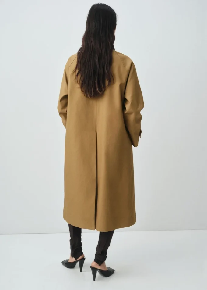 Langer Trenchcoat aus 100 % Baumwolle