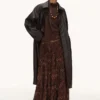 Langer Trenchcoat aus Kunstleder