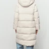Langer, wattierter Anorak mit Kapuze Langer, wattierter Anorak mit Kapuze