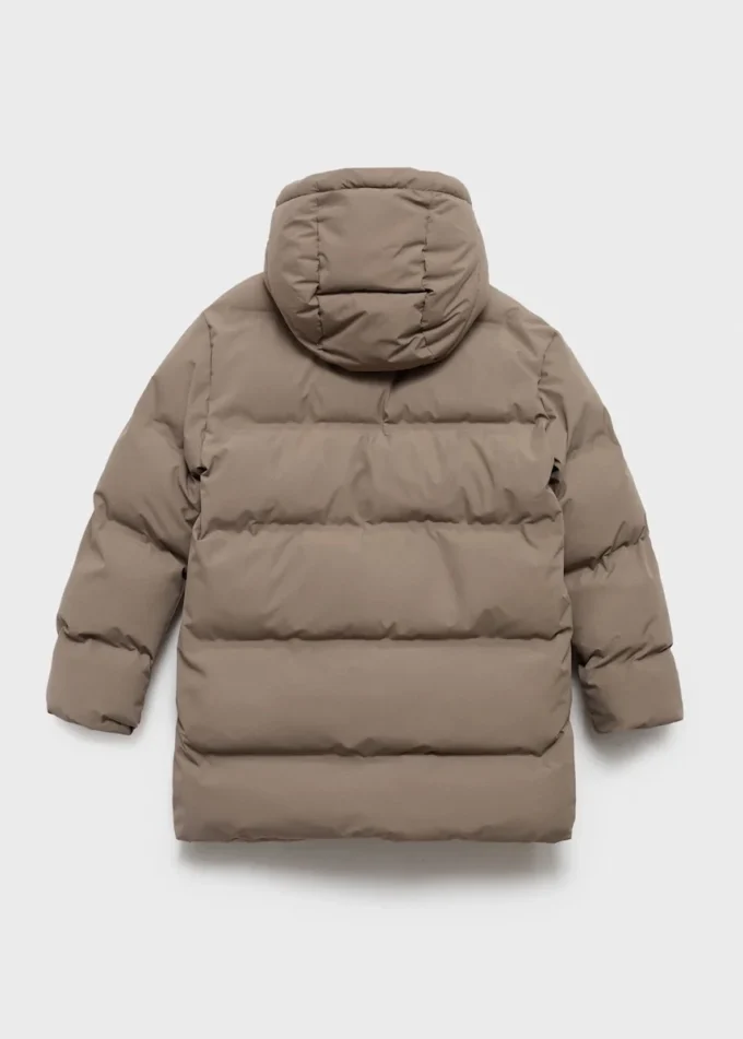 Langer, wattierter Anorak mit Kapuze Langer, wattierter Anorak mit Kapuze