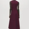 Langes ausgestelltes Kleid Langes ausgestelltes Kleid