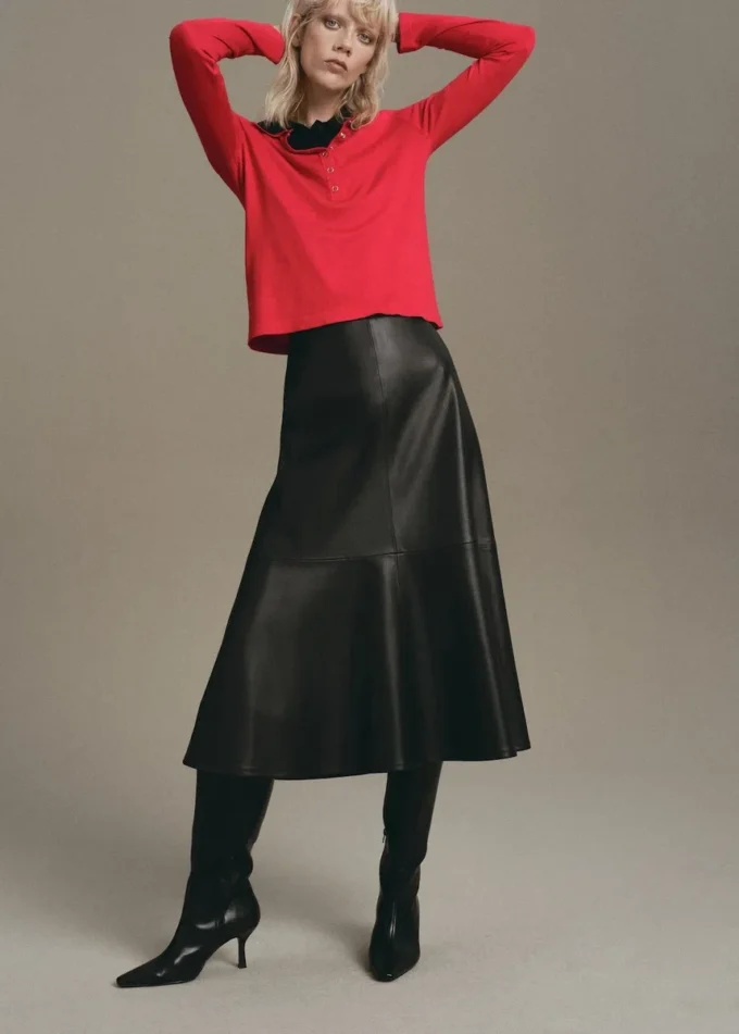 Langärmeliger Pullover mit Rollkragen