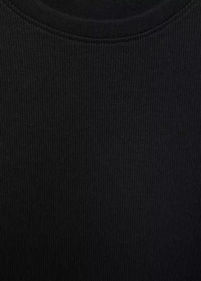 Langärmliges T-Shirt mit Rippstrick Langärmliges T-Shirt mit Rippstrick