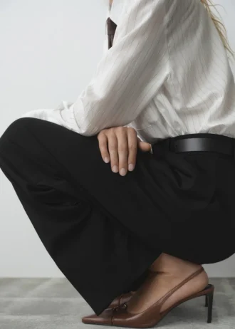Leder-Absatzschuhe mit Ring