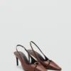 Leder-Absatzschuhe mit Ring Leder-Absatzschuhe mit Ring