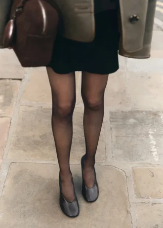 Leder-High-Heels mit runder Spitze