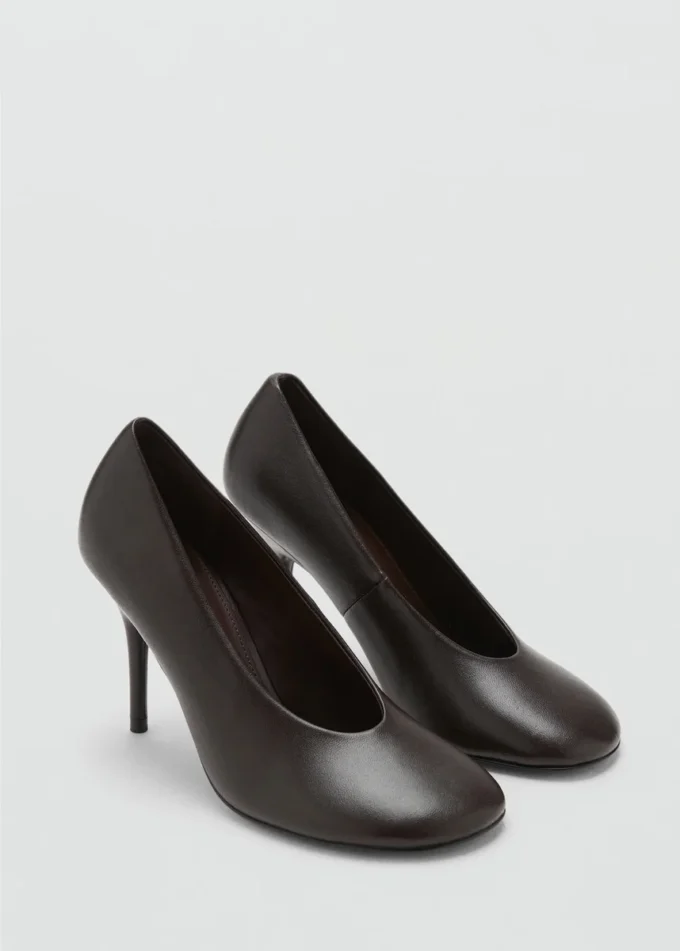 Leder-High-Heels mit runder Spitze Leder-High-Heels mit runder Spitze