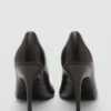 Leder-High-Heels mit runder Spitze Leder-High-Heels mit runder Spitze