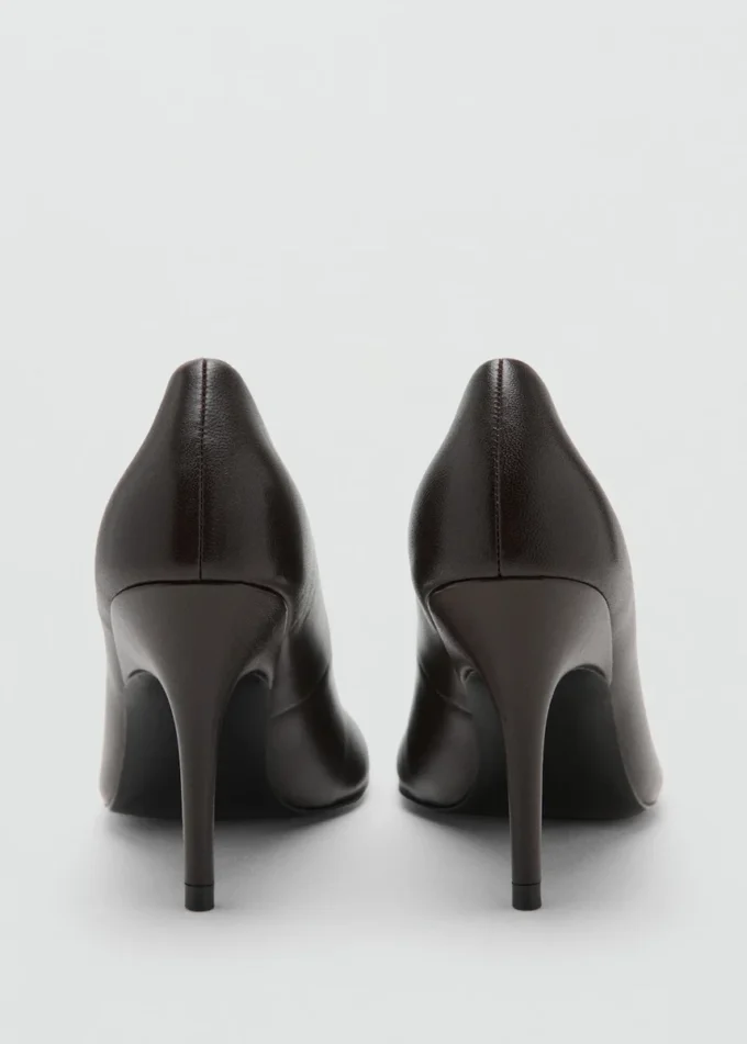 Leder-High-Heels mit runder Spitze Leder-High-Heels mit runder Spitze