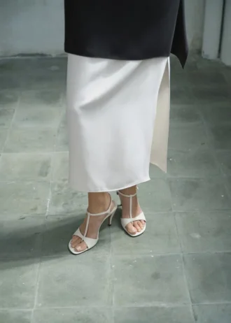 Leder-Sandalen mit Absatz und Riemchen