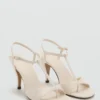 Leder-Sandalen mit Absatz und Riemchen Leder-Sandalen mit Absatz und Riemchen