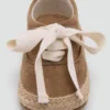 Leder-Schuh mit Schleife Leder-Schuh mit Schleife