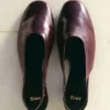 Leder-Schuhe mit Blockabsatz Leder-Schuhe mit Blockabsatz