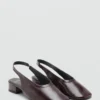 Leder-Schuhe mit Blockabsatz Leder-Schuhe mit Blockabsatz