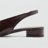 Leder-Schuhe mit Blockabsatz Leder-Schuhe mit Blockabsatz