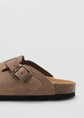 Lederclogs mit Schnalle