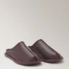 Lederclogs mit Ziernähten Lederclogs mit Ziernähten