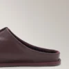 Lederclogs mit Ziernähten Lederclogs mit Ziernähten