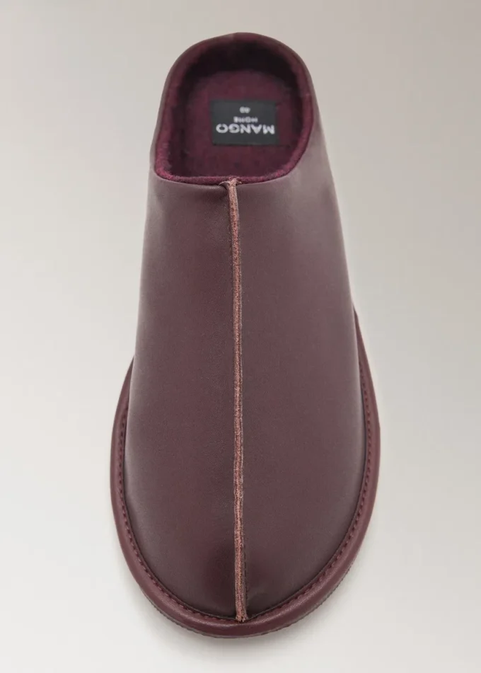 Lederclogs mit Ziernähten Lederclogs mit Ziernähten