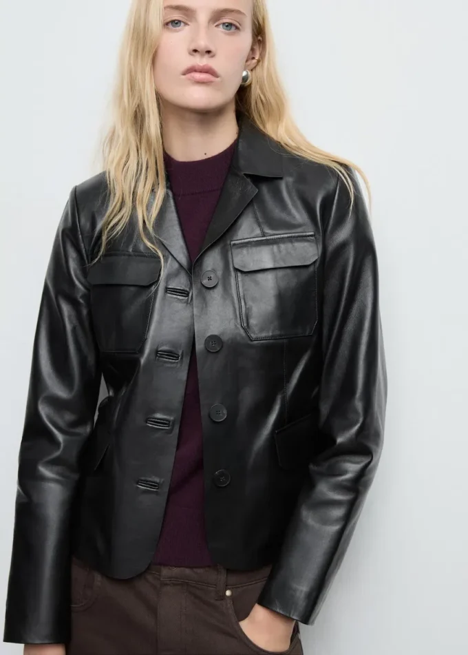 Lederjacke mit Pattentaschen Lederjacke mit Pattentaschen