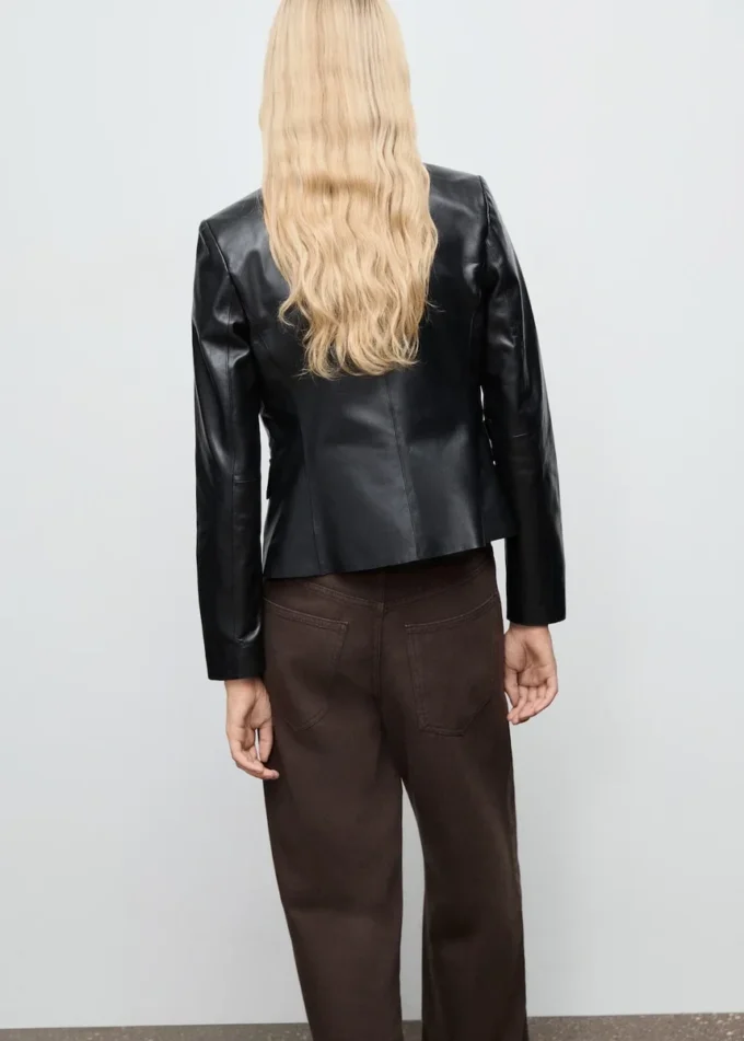 Lederjacke mit Pattentaschen Lederjacke mit Pattentaschen