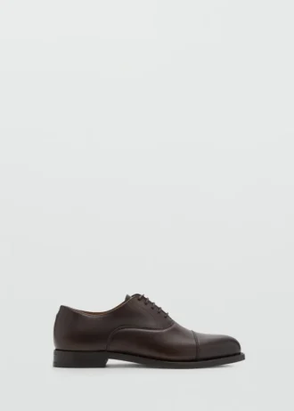 Lederschuhe im Oxford-Stil