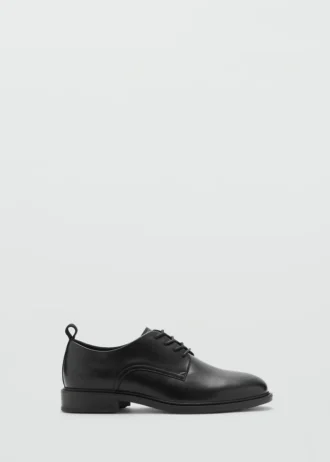 Lederschuhe im Oxford-Stil