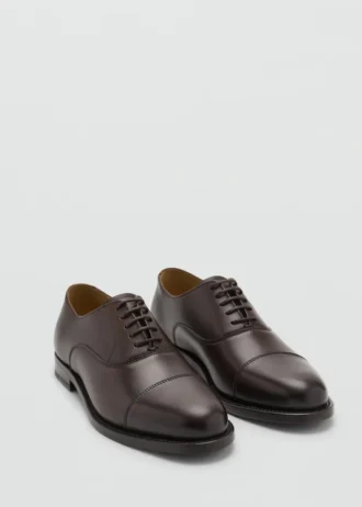 Lederschuhe im Oxford-Stil