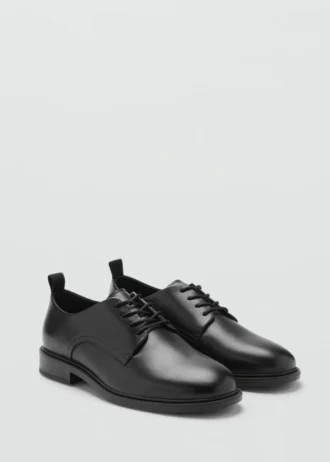 Lederschuhe im Oxford-Stil
