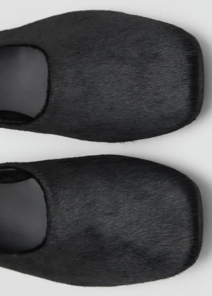Lederschuhe mit Fell