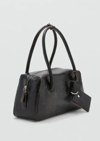 Lederschultertasche mit Anhängern