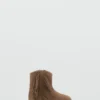 Lederstiefel mit Fransen Lederstiefel mit Fransen