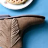 Lederstiefel mit Fransen Lederstiefel mit Fransen
