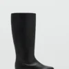 Lederstiefel mit kombiniertem Design Lederstiefel mit kombiniertem Design