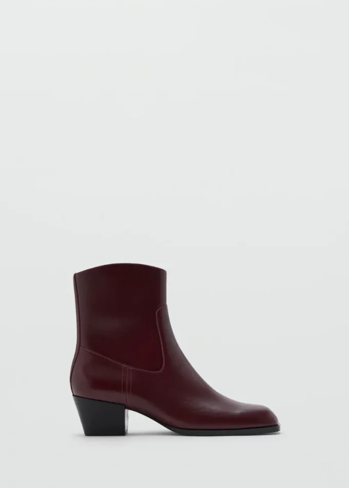 Lederstiefeletten mit eckiger Zehenpartie Lederstiefeletten mit eckiger Zehenpartie