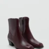 Lederstiefeletten mit eckiger Zehenpartie Lederstiefeletten mit eckiger Zehenpartie