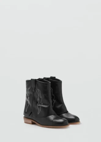 Lederstiefeletten mit Stickdetails