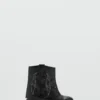 Lederstiefeletten mit Stickdetails Lederstiefeletten mit Stickdetails