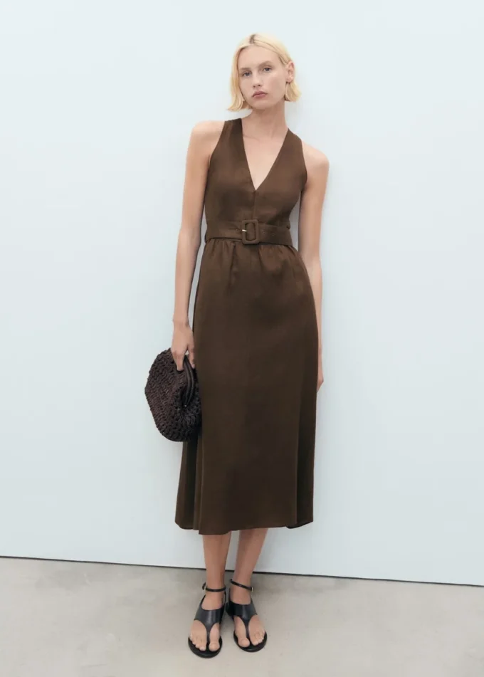 Leinenkleid mit Gürtel Leinenkleid mit Gürtel