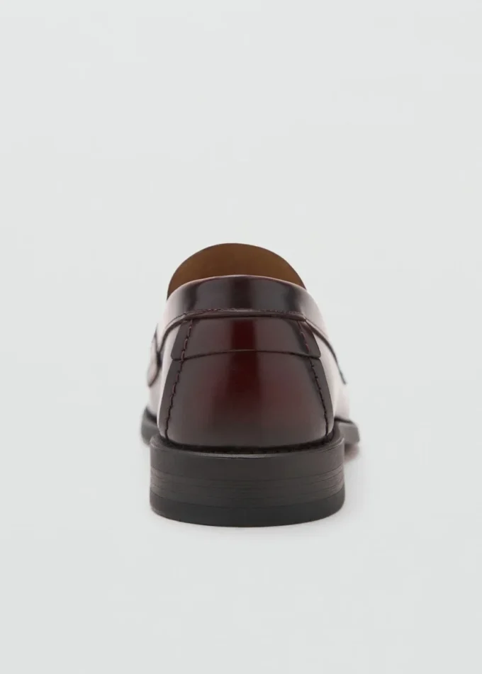 Loafer aus gealtertem Leder Loafer aus gealtertem Leder