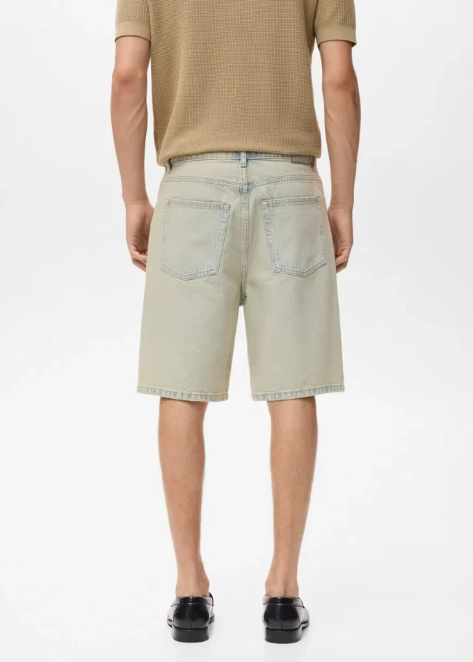 Locker sitzende Bermudashorts im Denim-Stil Locker sitzende Bermudashorts im Denim-Stil