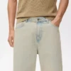 Locker sitzende Bermudashorts im Denim-Stil Locker sitzende Bermudashorts im Denim-Stil