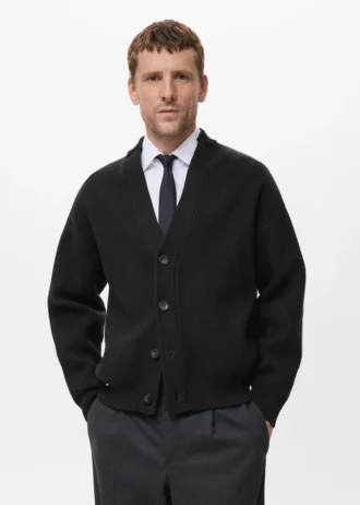 Lockere Strickjacke