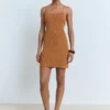Lurex-Kleid mit gekreuztem Rücken Lurex-Kleid mit gekreuztem Rücken