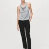 Lurex-Strickoberteil mit drapiertem Ausschnitt Lurex-Strickoberteil mit drapiertem Ausschnitt