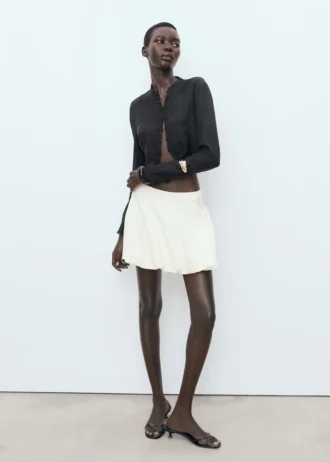 Lyocell-Bluse mit Knebelknöpfen Lyocell-Bluse mit Knebelknöpfen