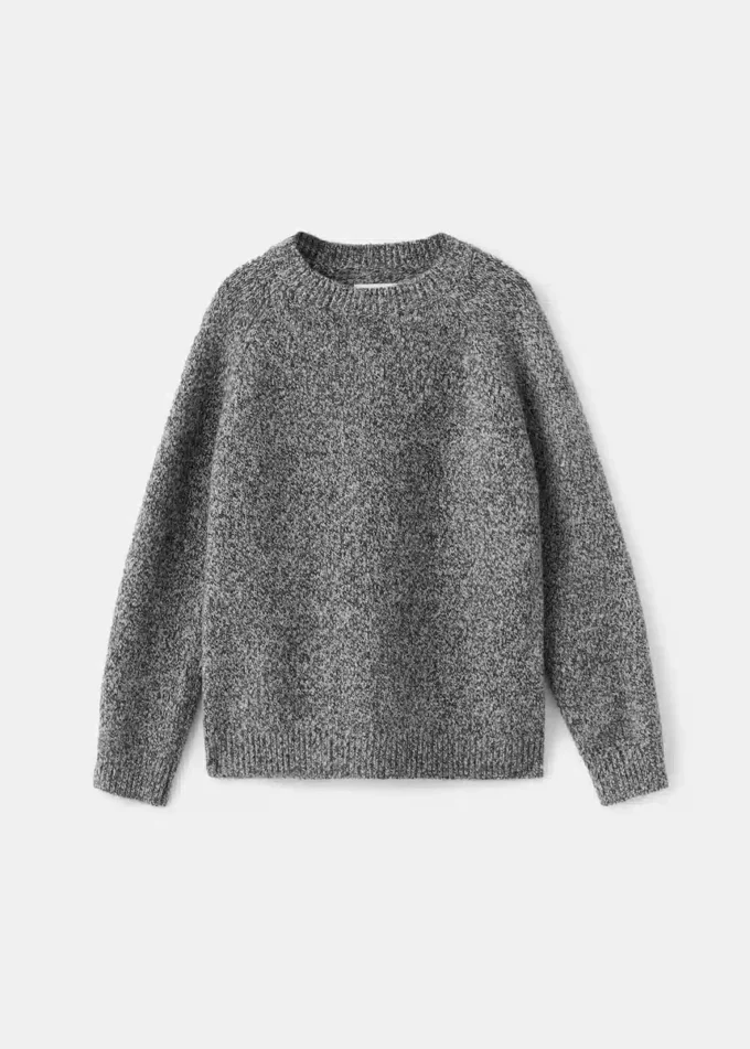 Marmorierter Strickpullover Marmorierter Strickpullover