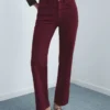 Matilda Jeans mit mittlerer Leibhöhe und geradem Schnitt